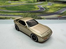 Hot Wheels Porsche 944 Gold