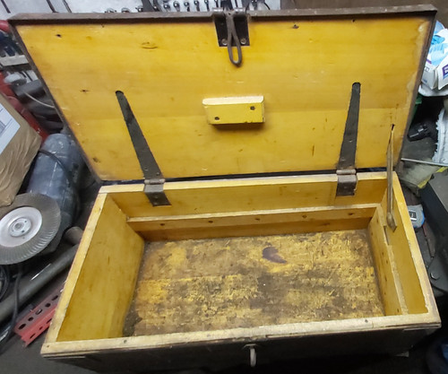 Large vintage wooden box with - large,
