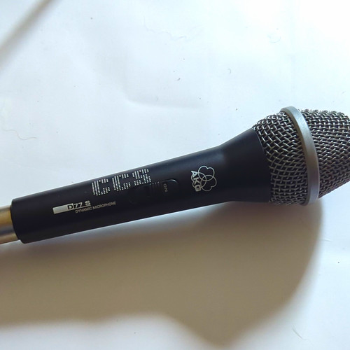 Akg d77 dynamic cardioid - s,