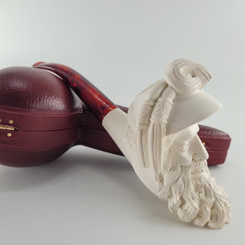 Exclusive cavalier meerschaum