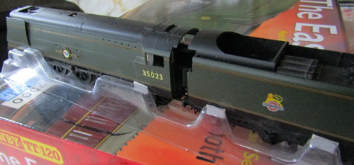 Hornby unrebuilt merchant navy - unrebuilt,