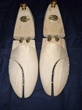 Herring Shoes Pine Wood