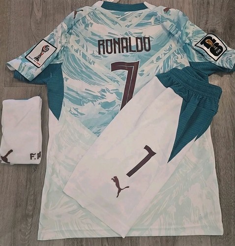 Years old world cup - ,