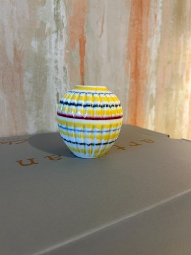 Hornsea rainbow posy vase - hornsea,