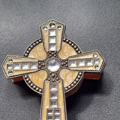 Small gold tone - small,