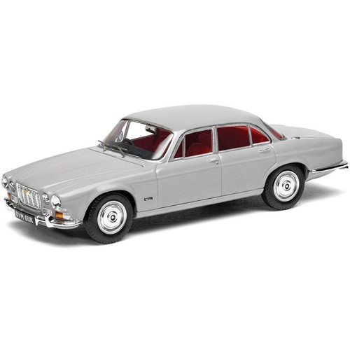 Corgi scale jaguar xj6 - scale,