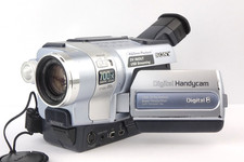 Sony DCR-TRV345E PAL Digital 8 (Hi8, Video8) Handycam Camcorder + DV-IN/OUT