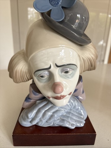 Lladro pensive clown - pensive,