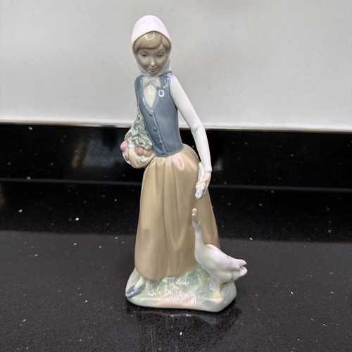 Lladro nao porcelain girl - nao,
