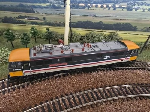 Hornby r800 class royal - hornby,