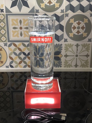 Smirnoff bottle glorifier pub - smirnoff,