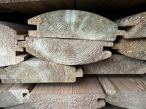 Premium grade loglap cladding - premium,