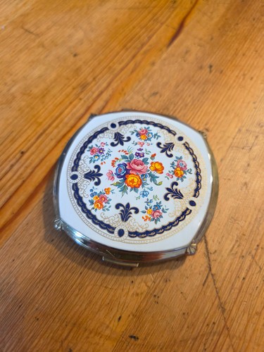 Vintage stratton floral design - vintage,