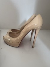 Christian Louboutin Banana Ultra-High Platform Pumps in Nude Patent – Size 41