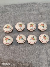 8 Vintage White Floral