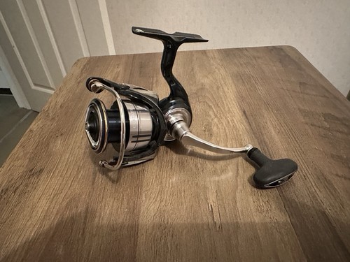 Daiwa certate 2500d mint - certate,