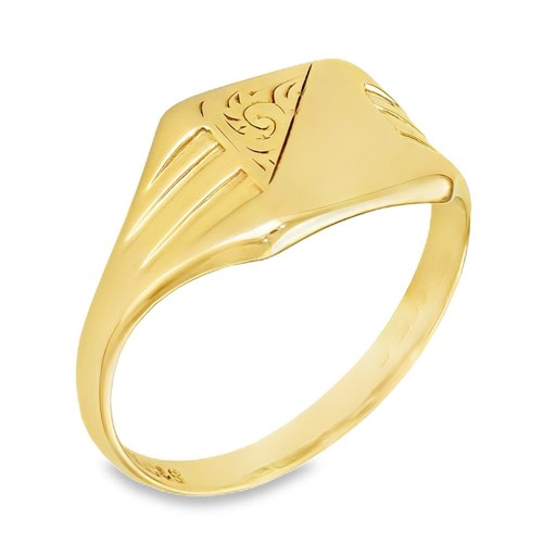 9ct yellow gold half - 9ct,
