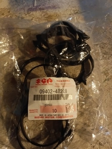 Genuine suzuki gt250 - 4,