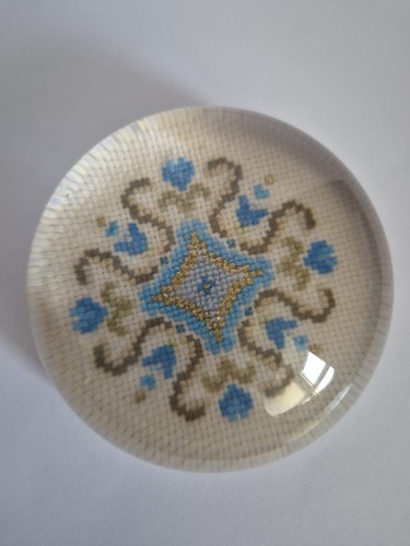 Vintage cross stitch glass - cross,