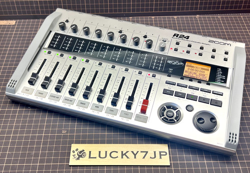 Zoom r24 multi track - multi-track, recorder