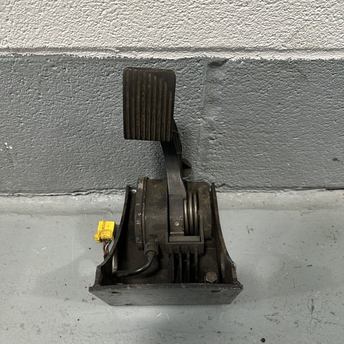 Optare solo bus throttle - bus, pedal