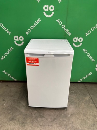 Indesit fridge white rated - e,