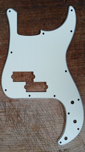 Fender precision - fender,