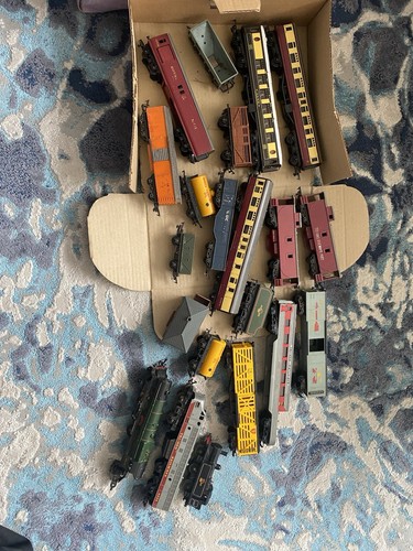Old tri ang - train, carriages