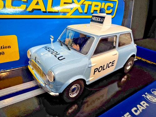 C3213 scalextric mini - c3213, police