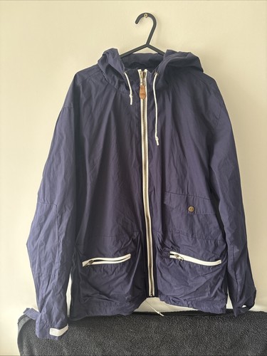 Men peaceful hooligan - peaceful,