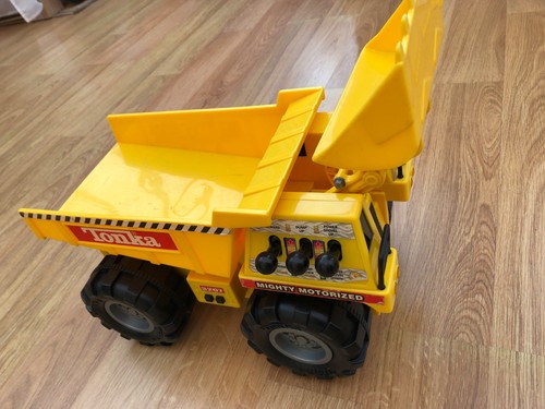 Classic tonka digger toy - tonka,
