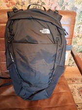 The North Face Basin 18 Backpack Black