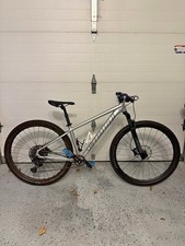 SPECIALIZED ROCKHOPPER