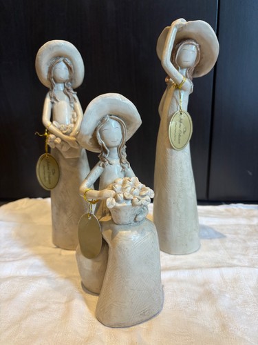 Bnwt hand crafted faceless - crafted,