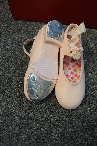 Pink capezio tyette low heel