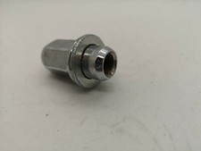 1 x New Genuine Toyota Hilux