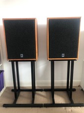 Linn Sara Isobarik Speakers