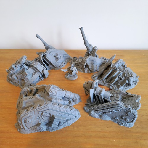 Destroyed tanks scatter - tanks,