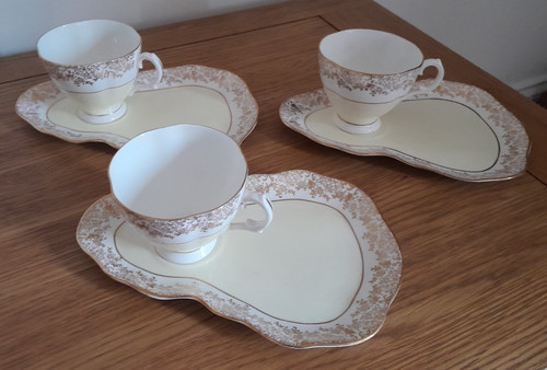 Vintage sandwich plates - vintage,