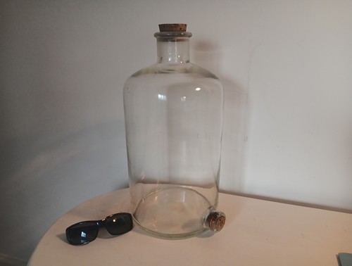 Huge tall litre antique - 16", 10