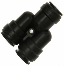 Caravan Push-Fit Two Way Adaptor 12mm