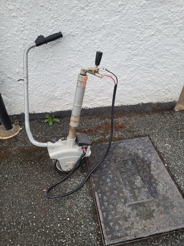 Motorized jockey wheel trailer - jockey,