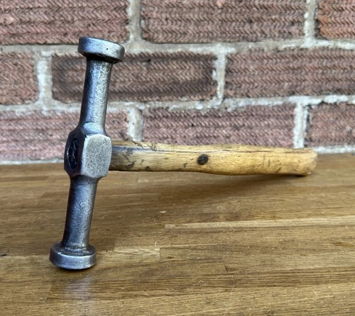 Vintage panel hammer - vintage, shrinking