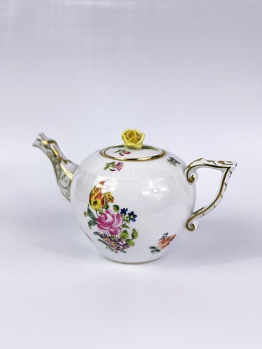 Herend teapot floral hand - floral,