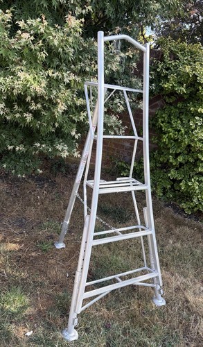 Henchman aluminium tripod - henchman,