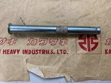 KAWASAKI NOS CENTRE STAND SHAFT G3TR G3SS KH100 GA1 GA2 GA3 1969-77
