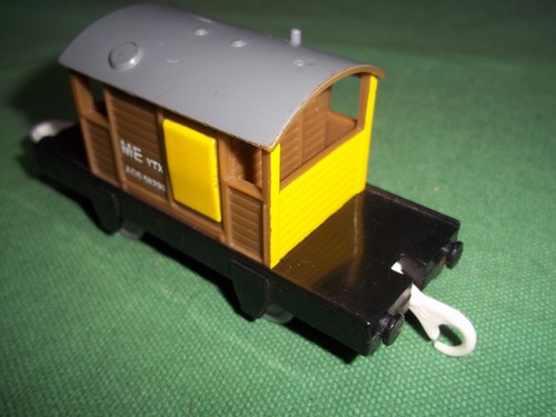 Fisher price trackmaster - fisher,