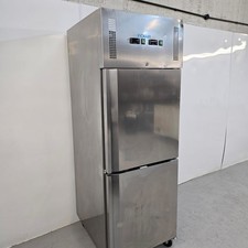 Fridge Freezer Single Stable