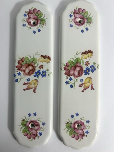 Vintage floral door - door, plates