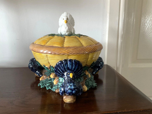 Minton pigeon pie dish - pie,